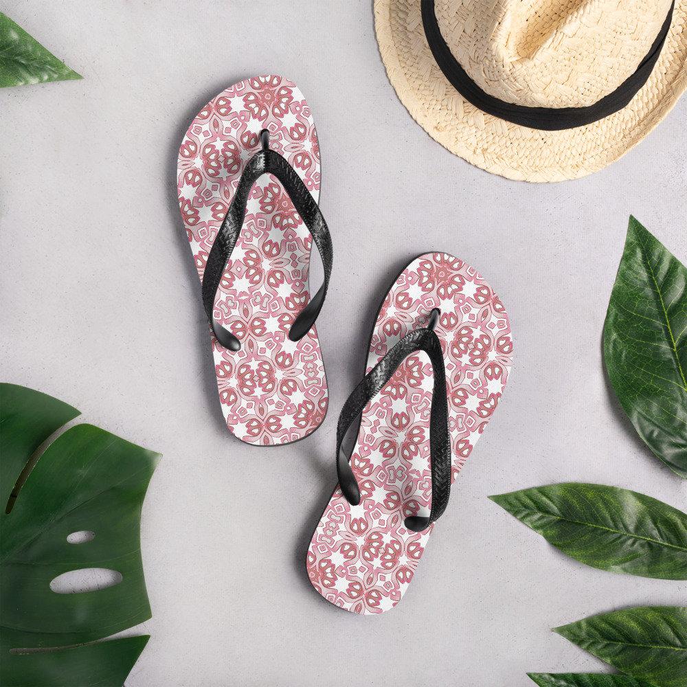 Patterned flip flops online